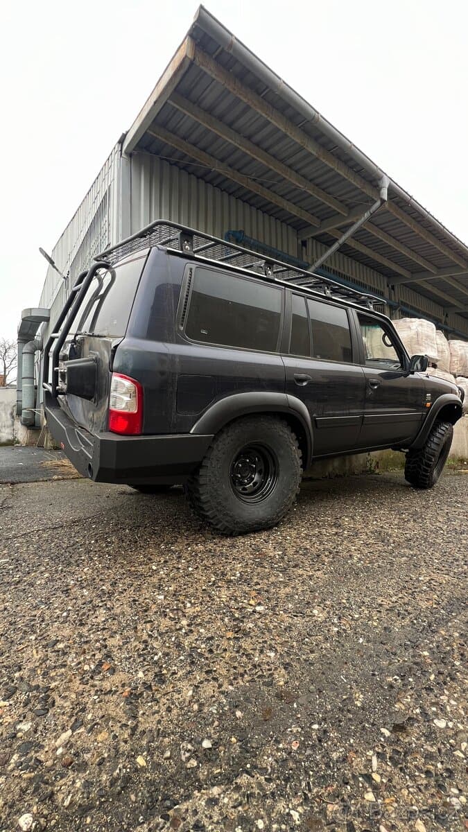 Nissan Patrol Y61 2.8