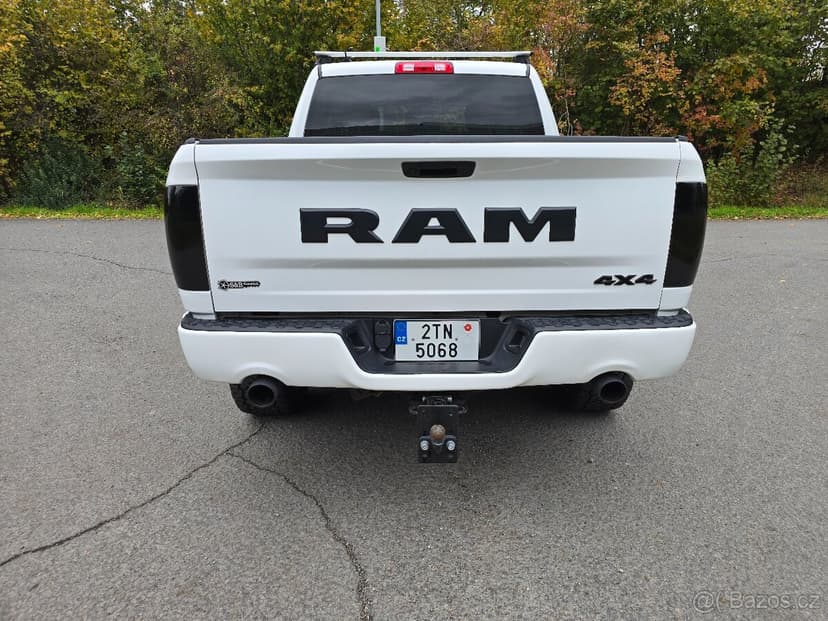 Dodge Ram 1500 4X4 5.7 Hemi - LPG, DPH, r. 11/ 2019