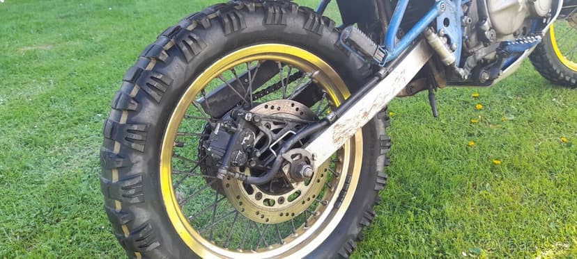 Suzuki dr 650 Djebel