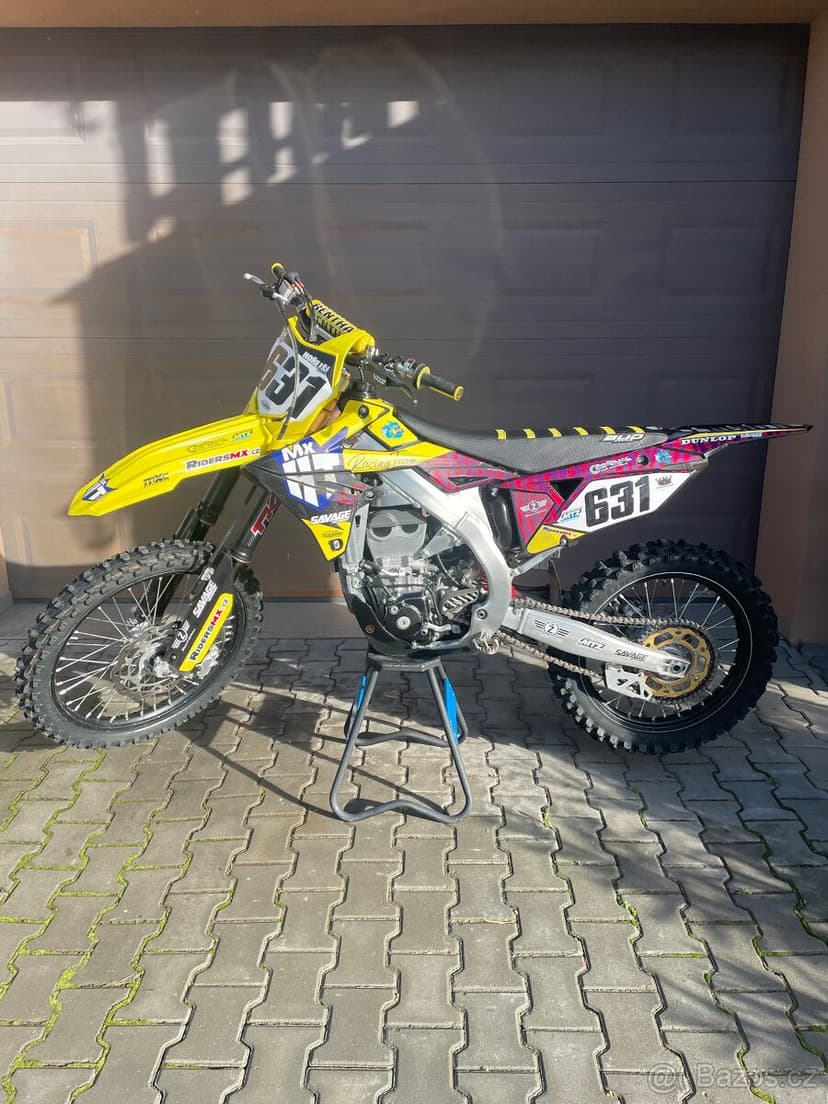 Suzuki RM-Z 450 r.v.2023, Akrapovič, GET jednotka atd.