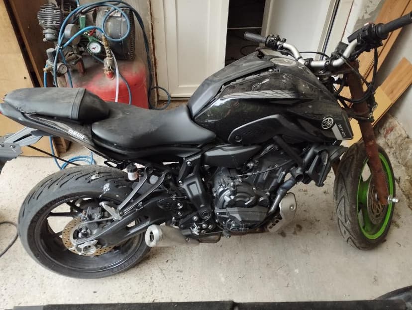 Yamaha MT-09 14,15 SP 20,SP 21 ,25,MT-07 23 a 24 na díly