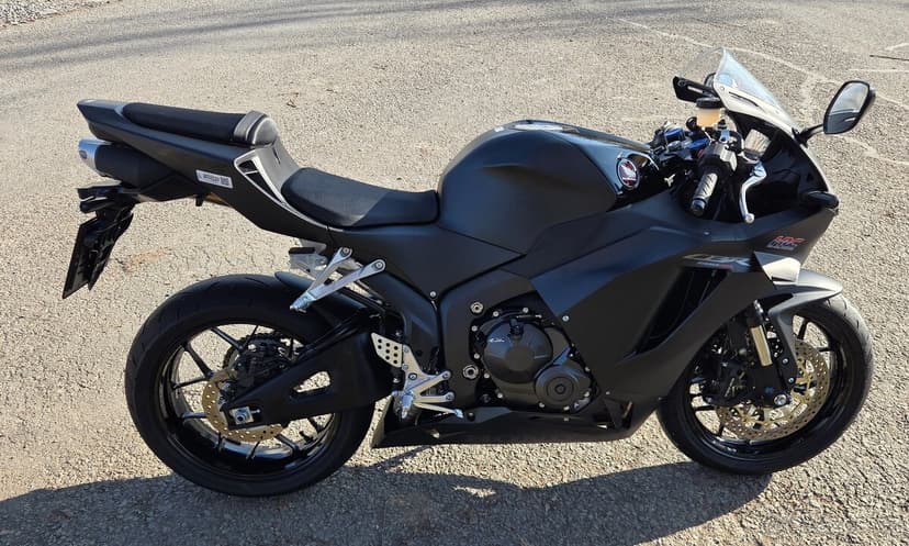 Honda cbr 600rr rv 2024