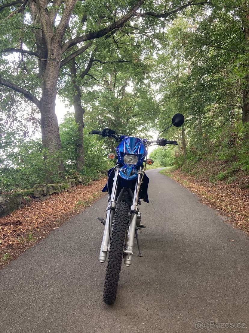 Yuki Sky Team ST125TR