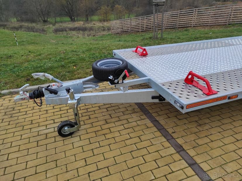 Autopřepravník ALU plocha 550x210 cm, 3500/680 kg, 3x1350kg