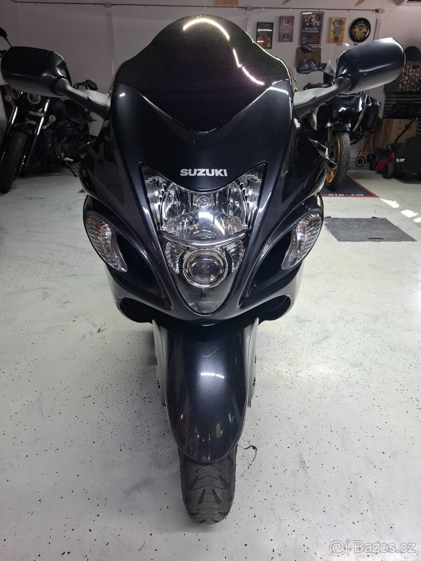 Suzuki gsxr 1300 hayabusa 2009