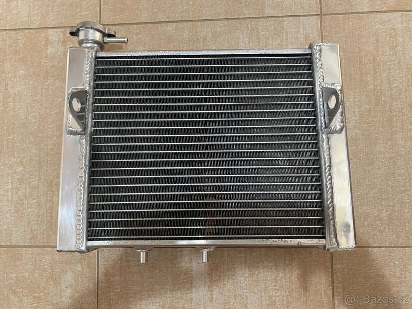 CELOHLINÍKOVÝ CHLADIČ CAN-AM OUTLANDER 500/650/800 2007-2014