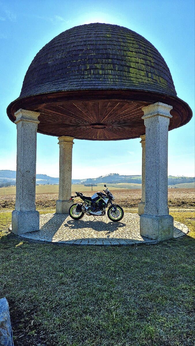 Kawasaki z900 R.v.2021