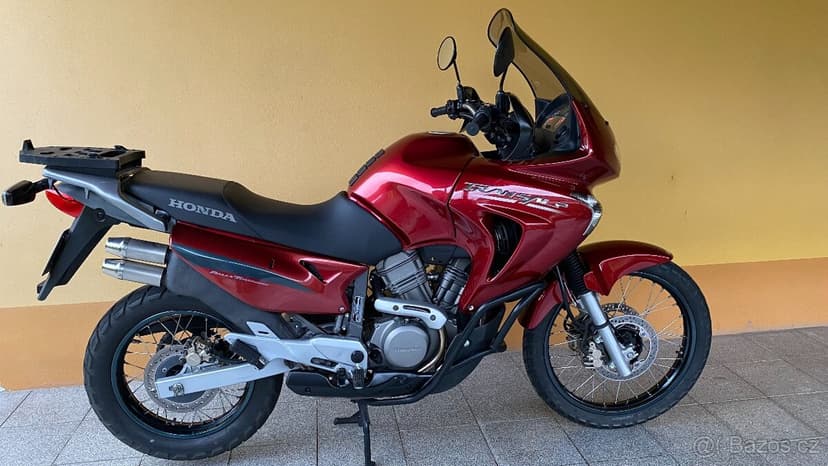 Honda Transalp XL650V / doplňky / kufr /po servisu /TOP STAV