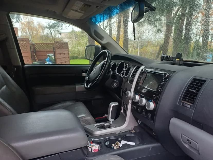 Toyota Tundra 5.7i V8 4x4 LPG Long cab