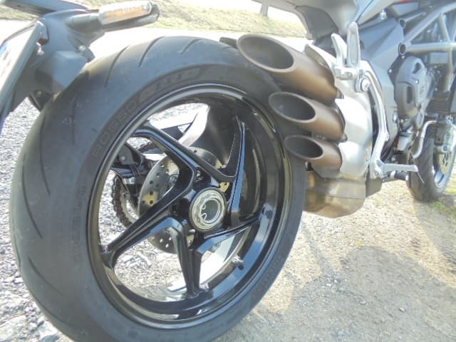 MV AGUSTA 800 BRUTALE R.V. 2016