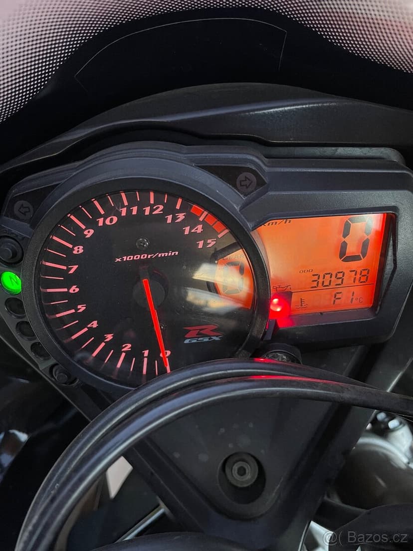 SUZUKI GSXR 1000 K6