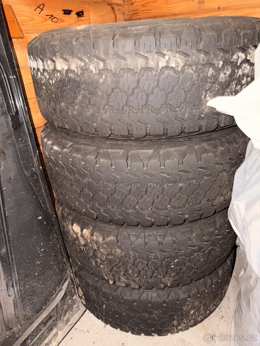 Jeep Wrangler - zimní sada kol 225/75 r15