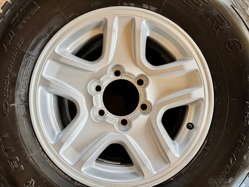 Toyota land cruiser 90/95 originální sada kol