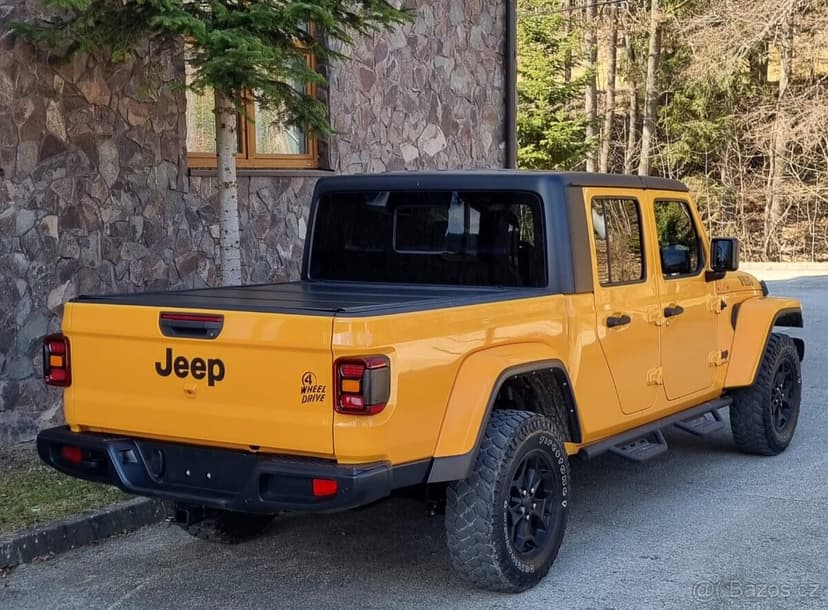 Prodám Jeep Gladiator Sport 3.6 V6 4x4  2021