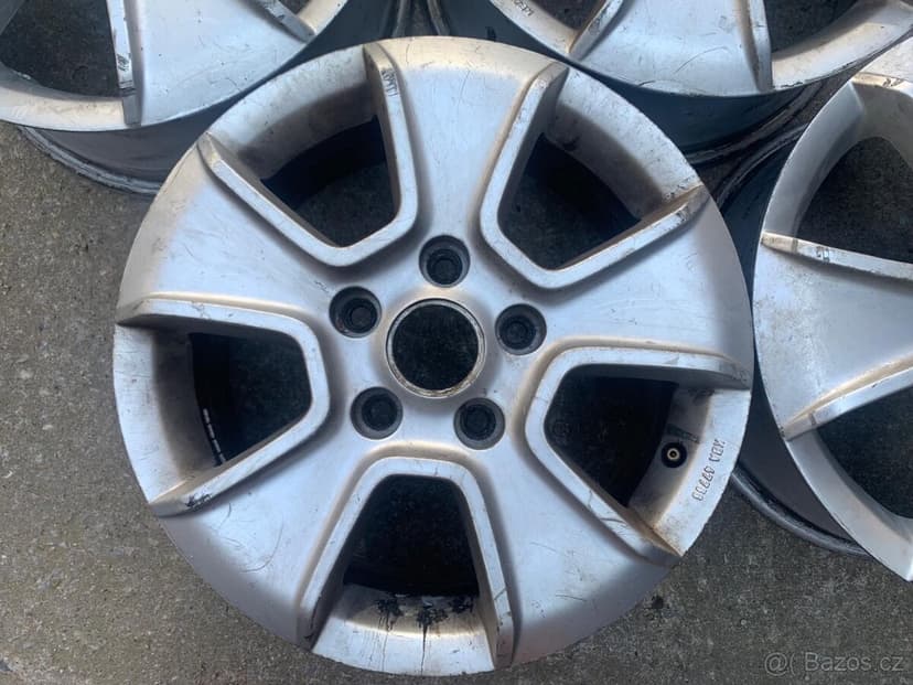 VW AMAROK - sada originálních alu kol