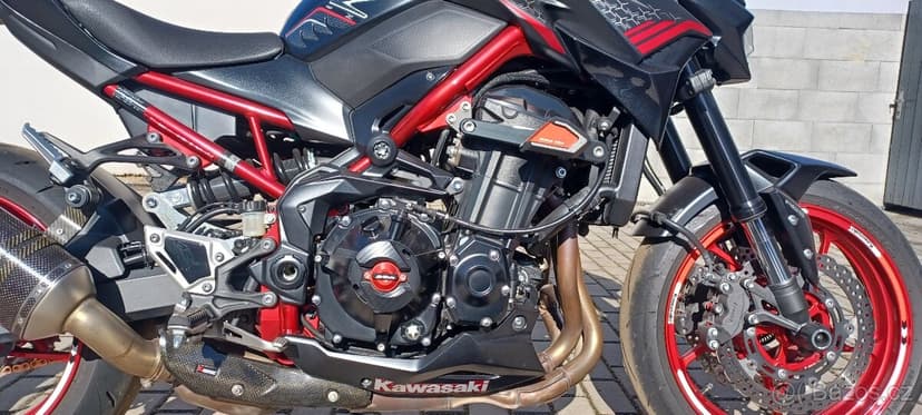 Kawasaki Z900 92,2kw 2021
