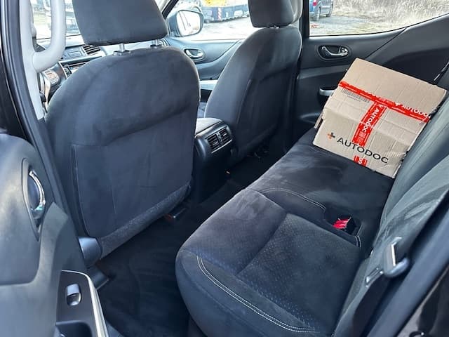 Nissan Navara 2.3Dci 4x4, r.2016,pick up, 141570km