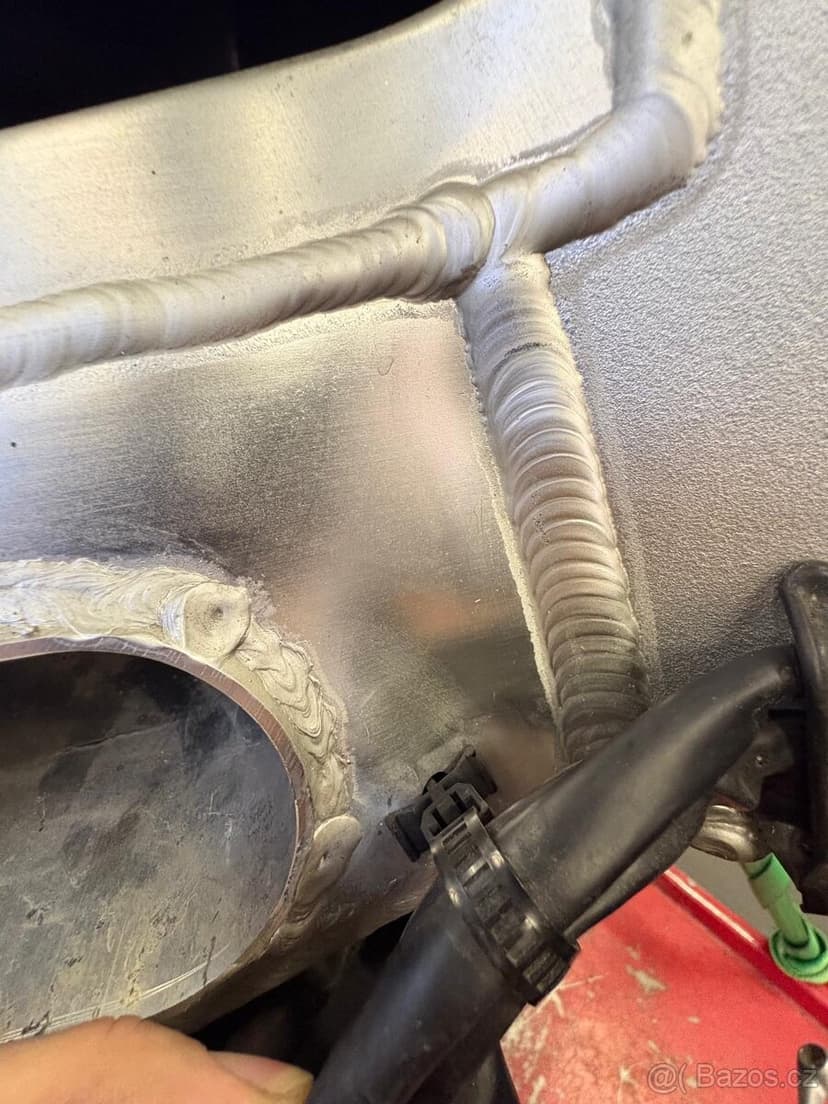 Suzuki GSX R 600 2003  83kW (v TP 25 kW)