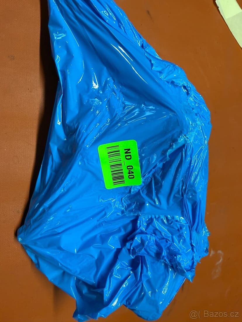 Ducati streetfighter v4 pravá konzole / stupačka