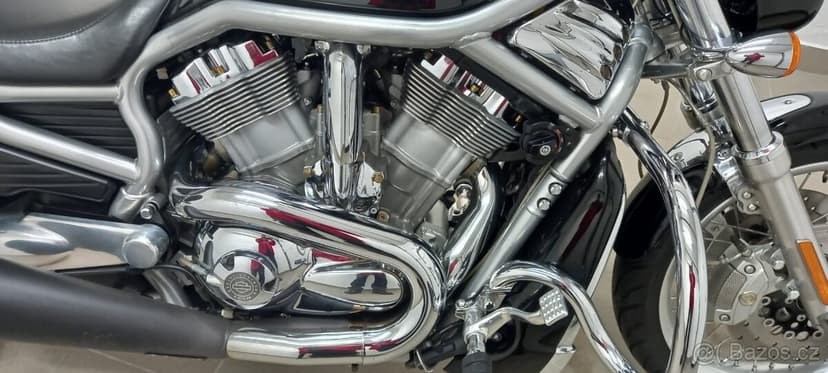 Harley Davidson V-Rod  kupované nové v ČR