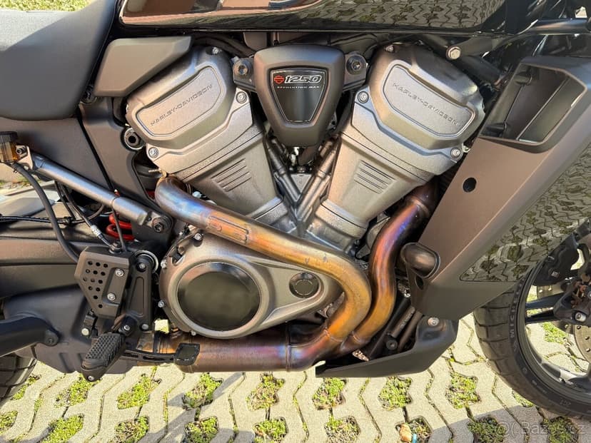 HD Pan America 1250 I.majitel ČR jako nova