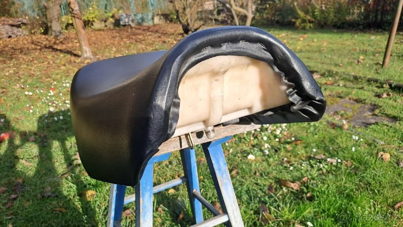 Sedlo Yahamaha fzs 600