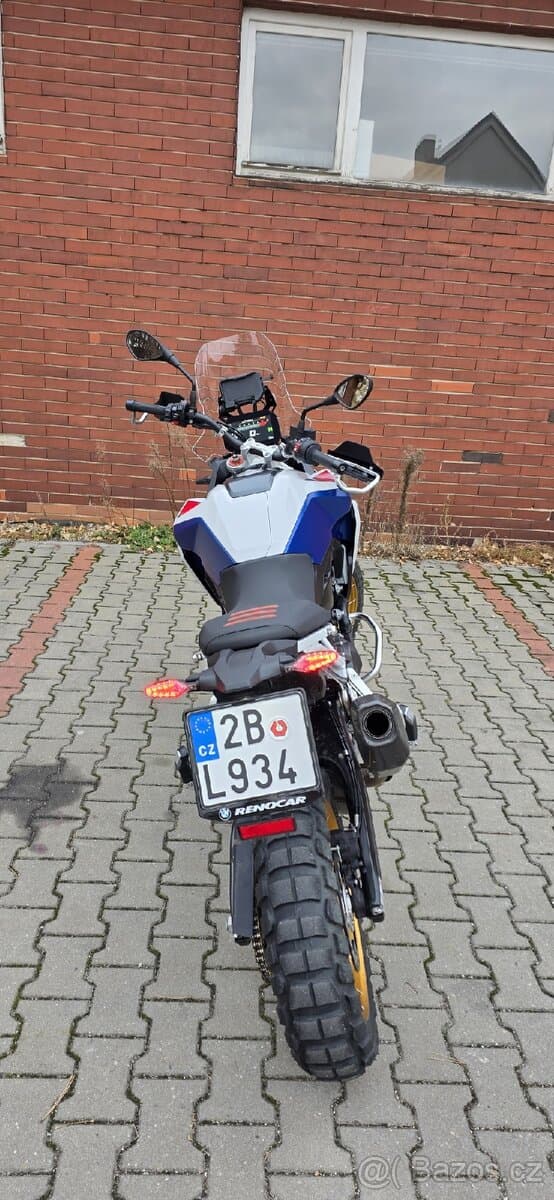 BMW F 900 GS 2025