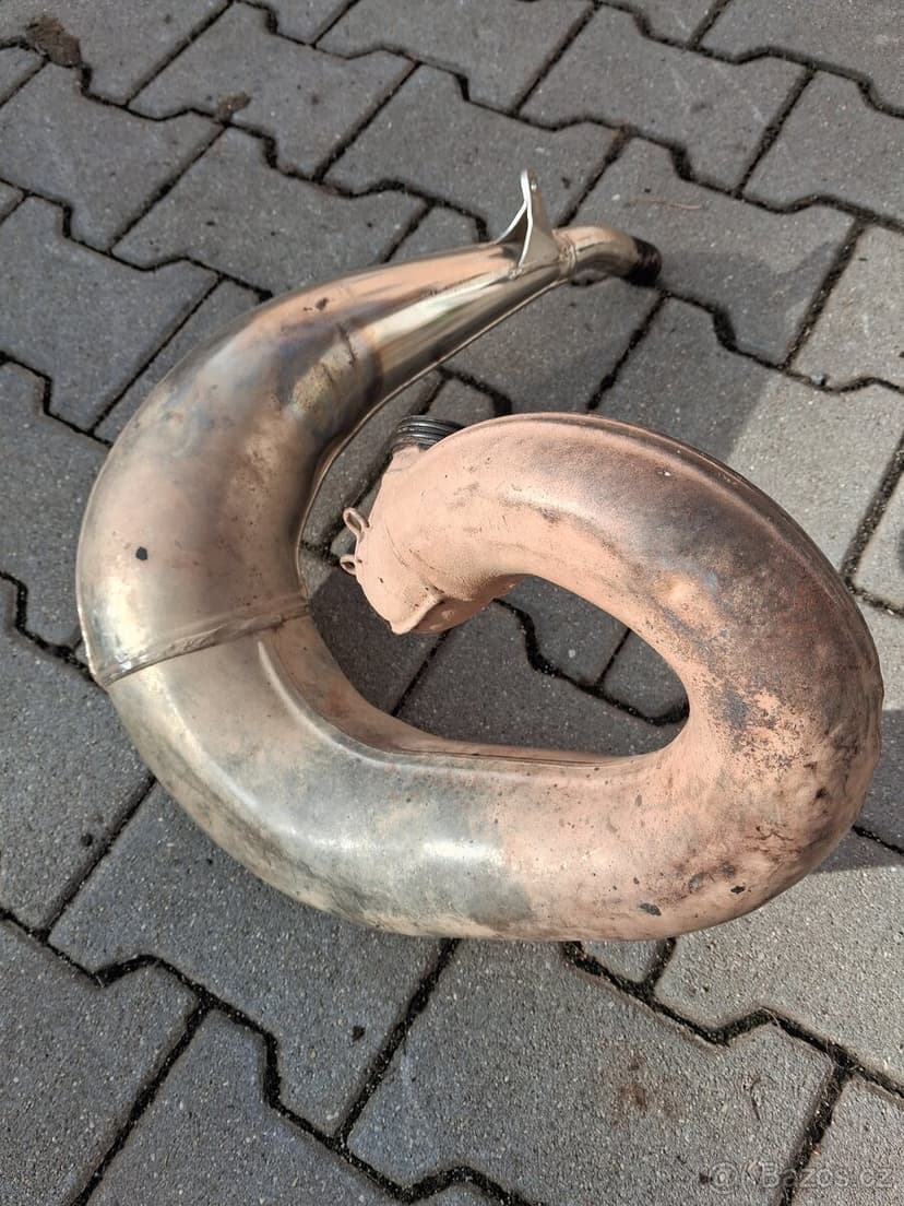 KOLENO VYFUKU KTM EXC