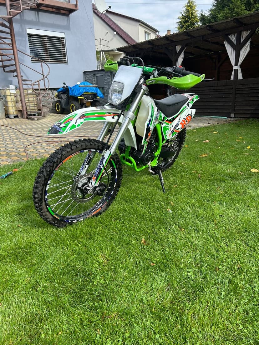 Xmotos 250cc 21/18