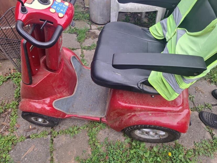 Elektrické vozítko pro seniory