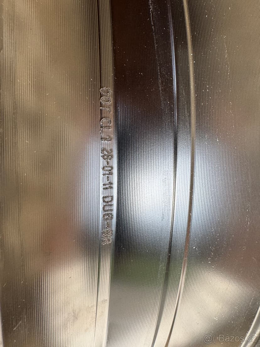 Ráfek Ducati Monster 1100 EVO nový