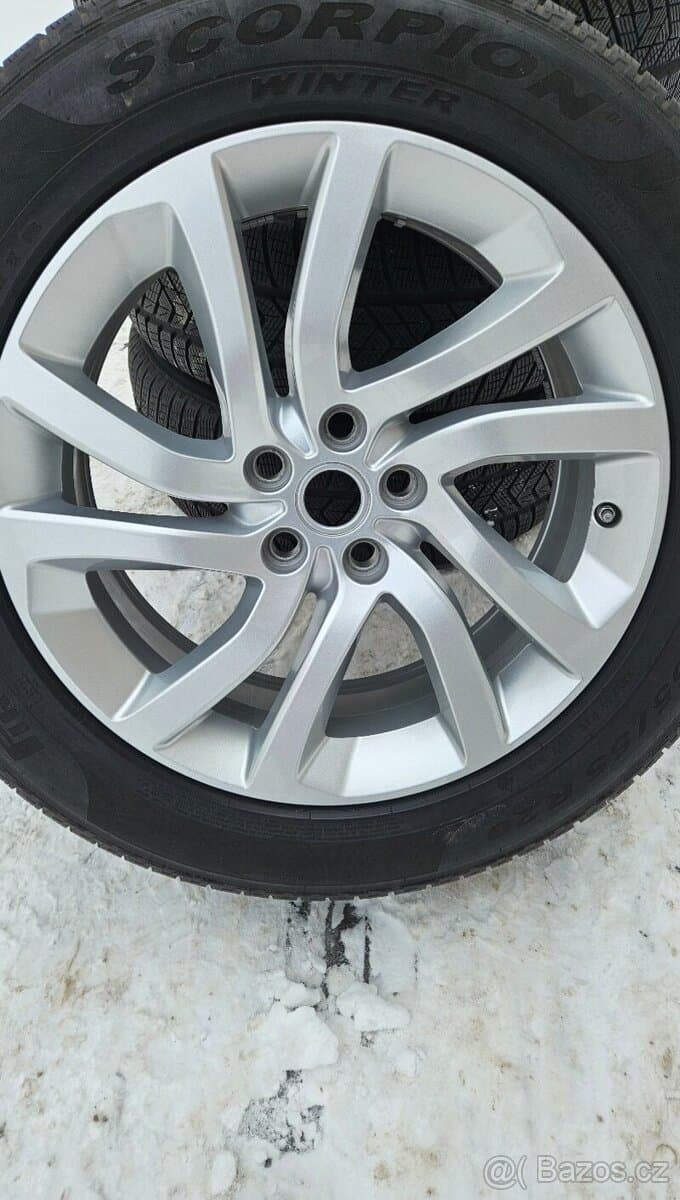 Originál Land Rover ALU kola R20 5x120 + Pirelli