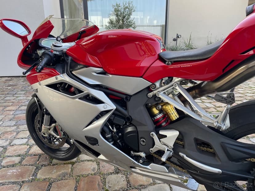 MV Agusta F4 1000R