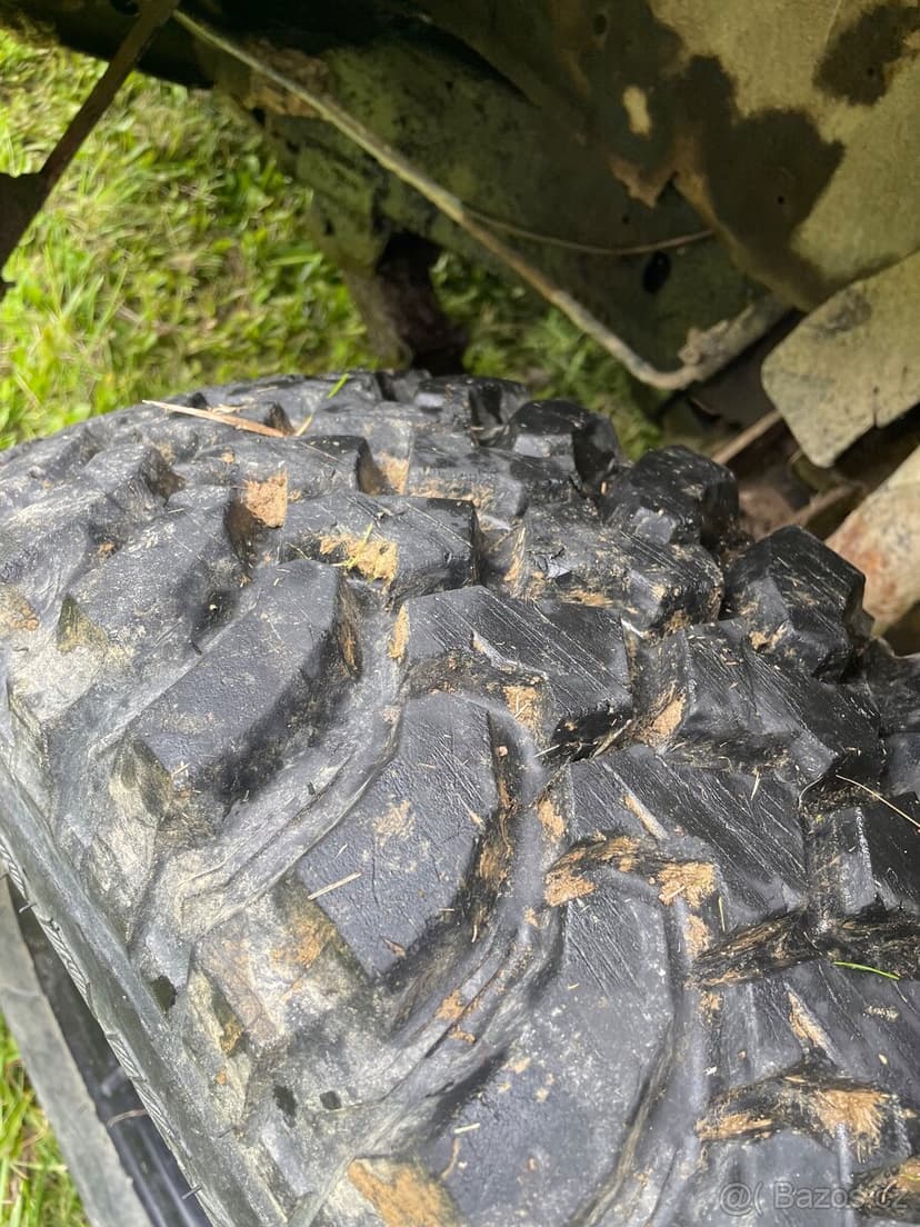 Nissan Patrol Španěl