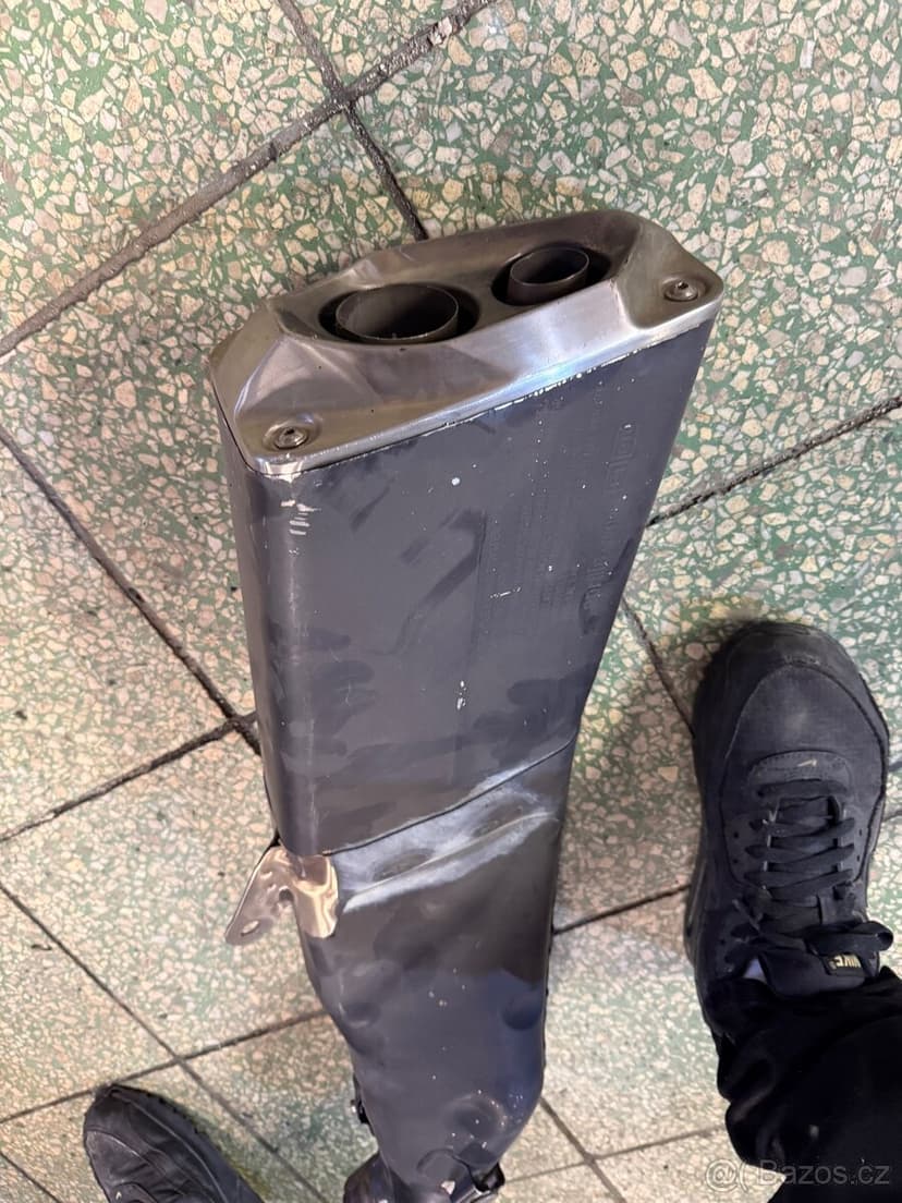 Originální výfuk APRILIA RSV4 1000