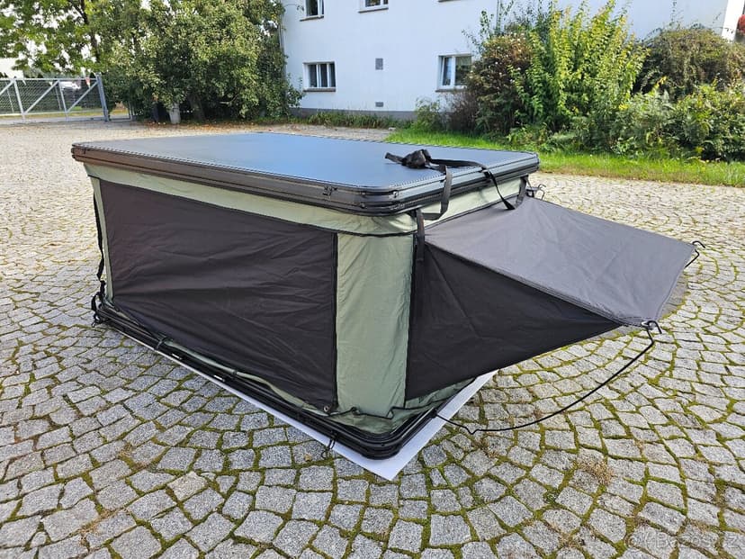 Hliníkový střešní stan na střešní nosič – 2 osoby, LED