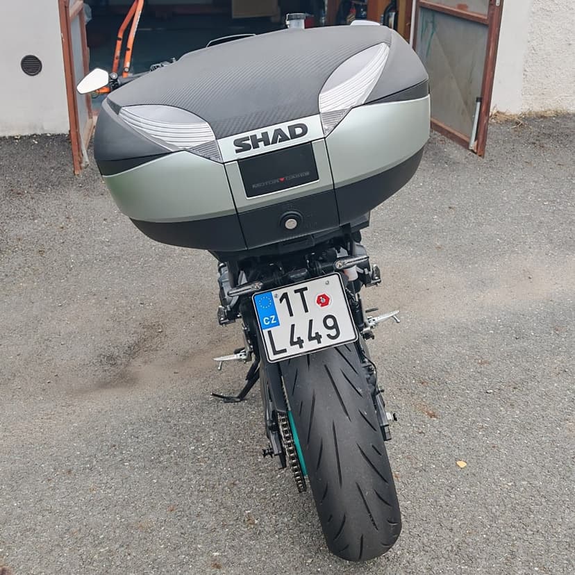 Yamaha MT-09 SHAD vrchní kufr SH48 Premium + plotna