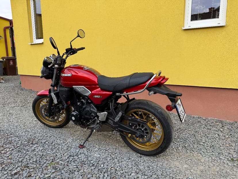 Kawasaki Z650RS, CZ, záruka,  jako nová