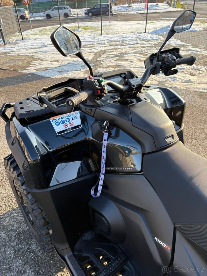 Akce Can AM Outlander 1000r Max 6x6 G3 Backcountry 2026