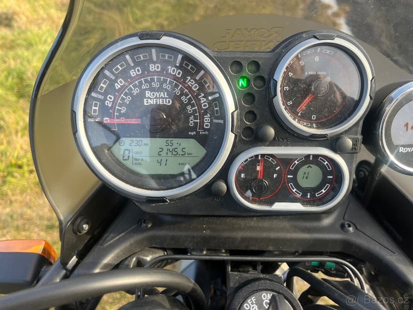 Royal Enfield Himalayan 411