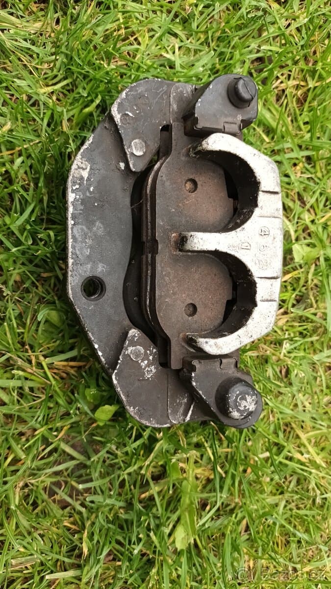 Ctyrkolka 300ccm zadní brzdič