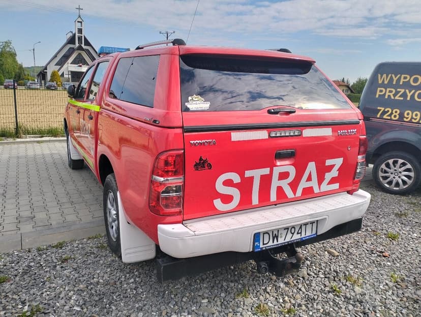 Hasic hasičský auto Toyota Hilux 4x4 2.5