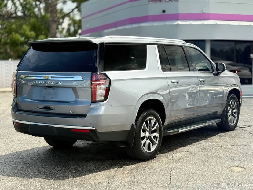 Chevrolet Suburban LT 5.3 V8, 10st. automat, 2021