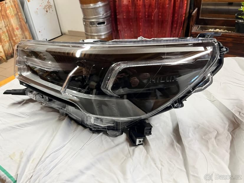 Toyota Hilux REVO přední světla LED