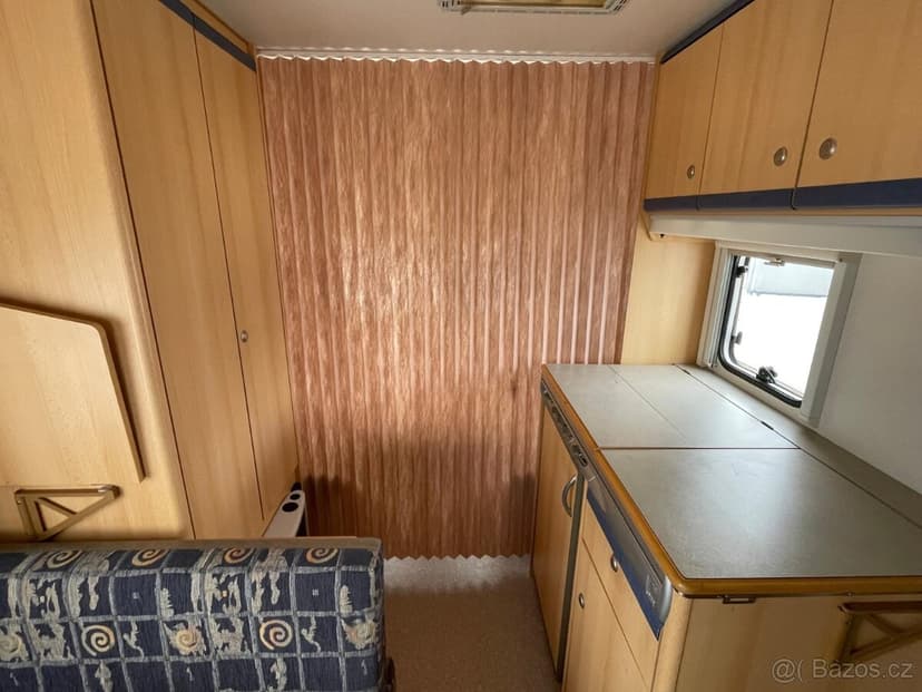 Eifelland Holiday 450, 4 osoby, stan, EL.POJEZD ENDURO