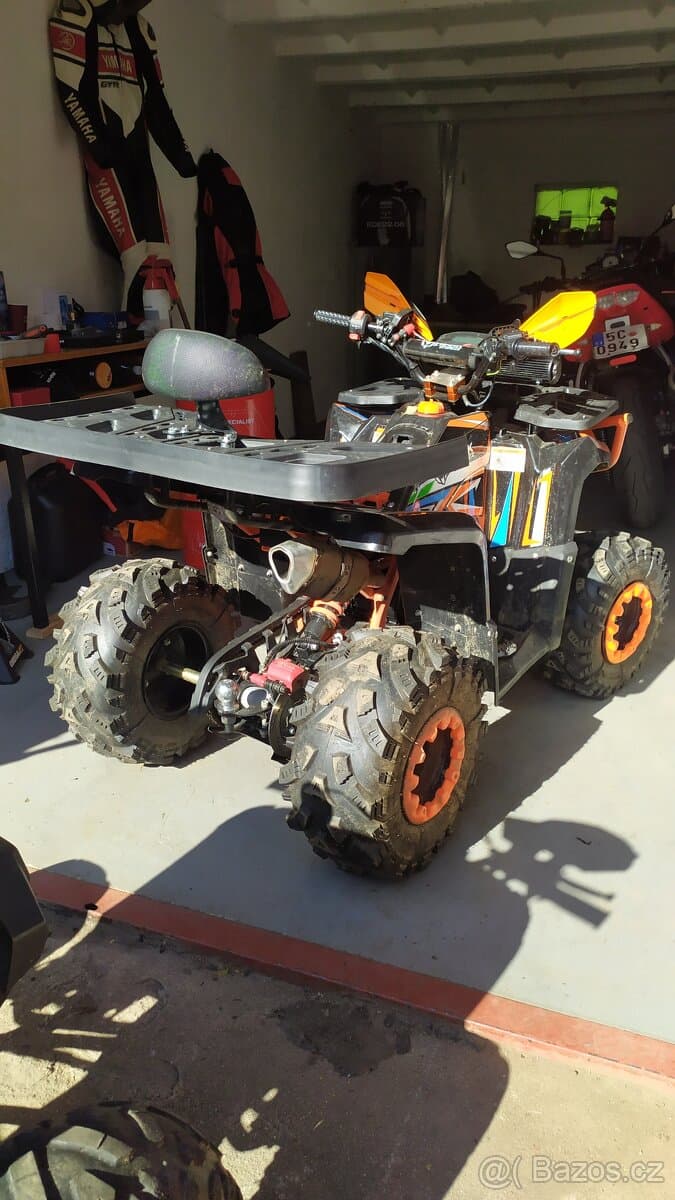 Grizzly 125,zážehový motor 4T palivo benzín