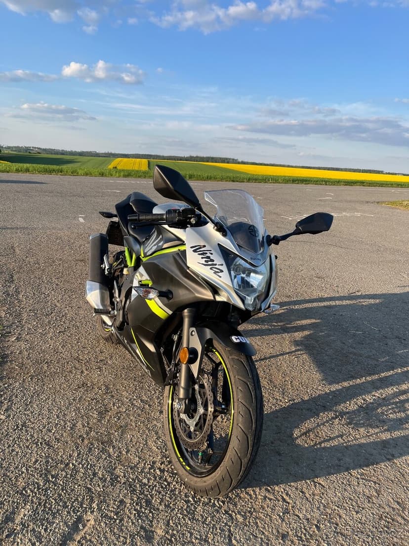 Kawasaki ninja 125
