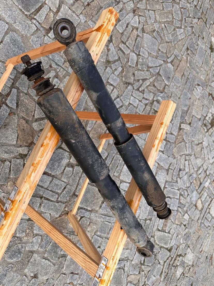 Tlumiče Land Cruiser LC 150