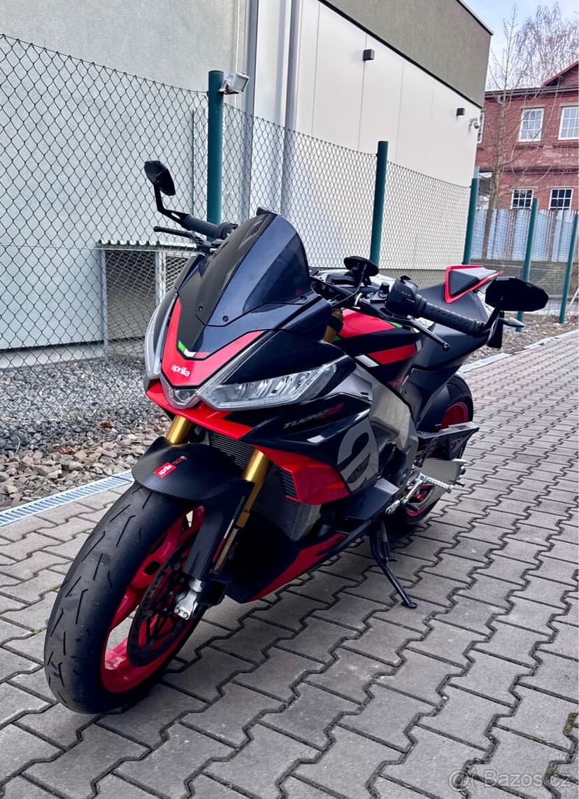 Aprilia Tuono V4 1100 Factory