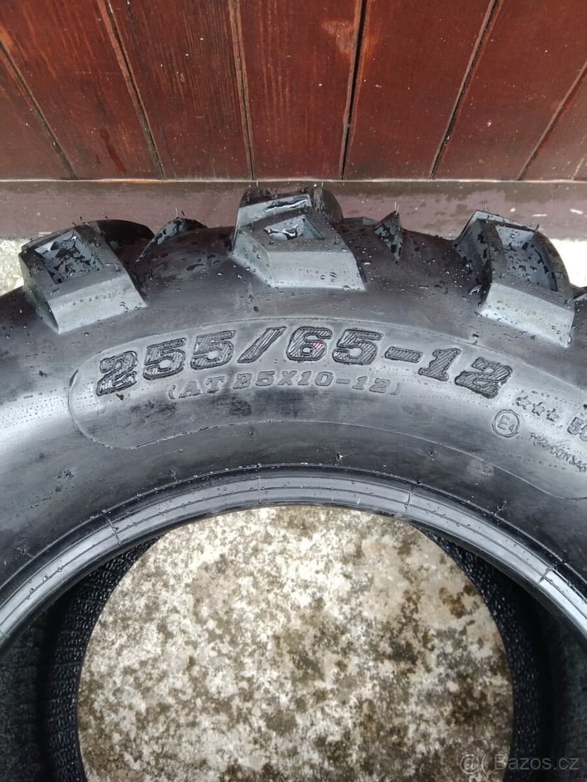 Nové Pneu na čtyřkolku